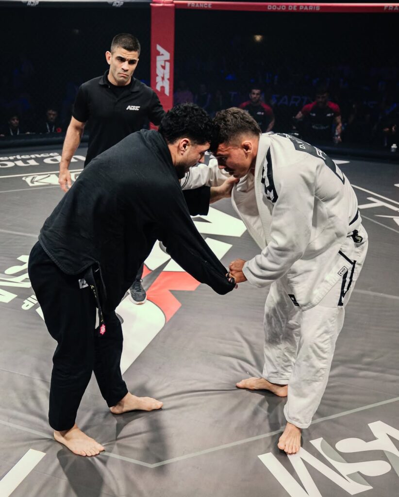 Davi Vetoraci teve estratégia mais perigosa na luta de kimono contra Faris Ben-Lamkadem.
