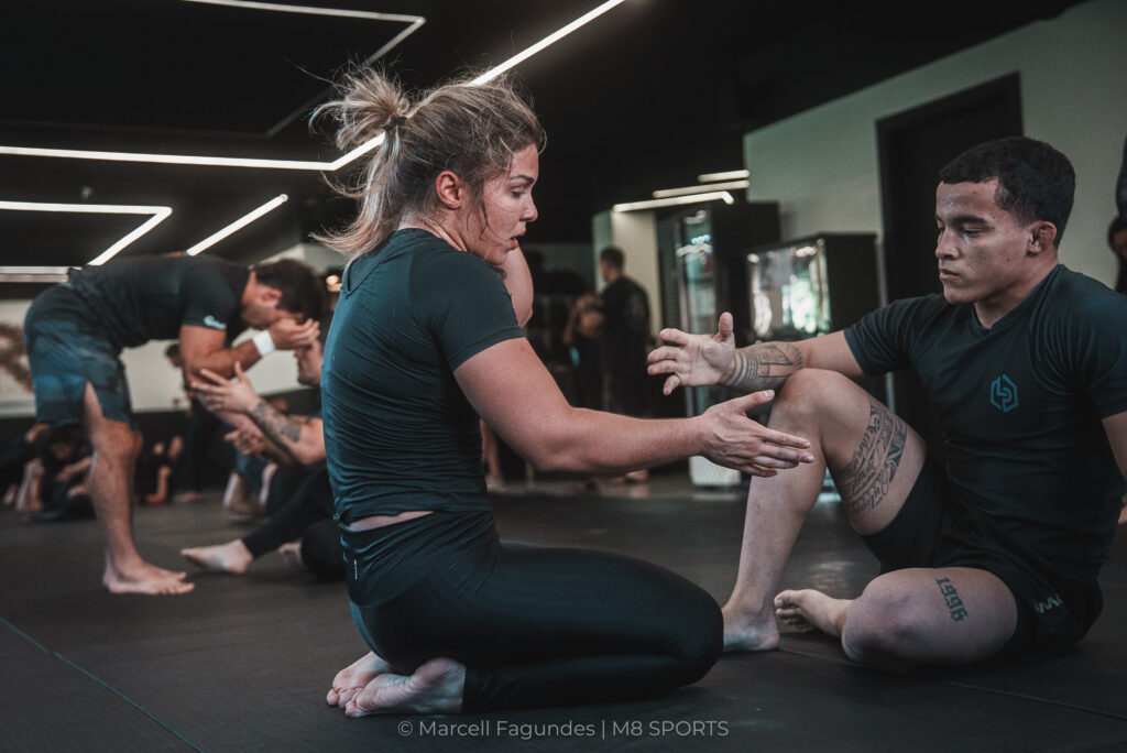Maria Carolina Joia na reta final do camp na academia Sparta, localizada no Recreio dos Bandeirantes, no Rio.