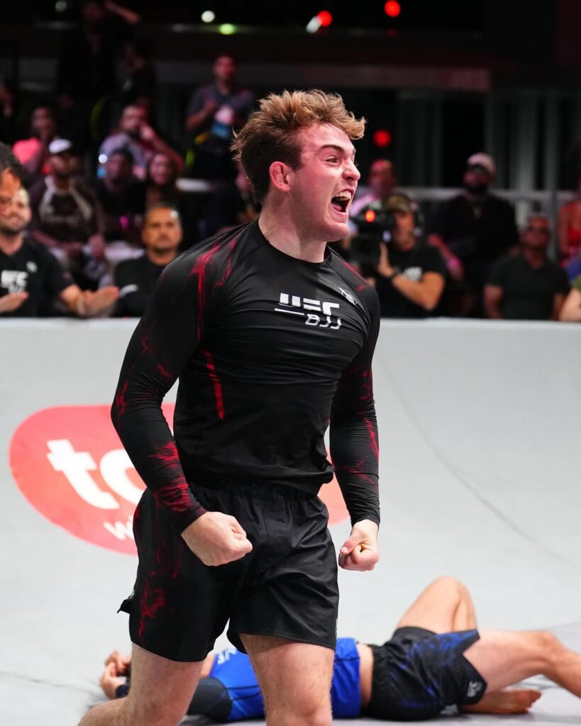 Andrew Tackett comemora primeira defesa de título bem-sucedida no UFC BJJ 2.